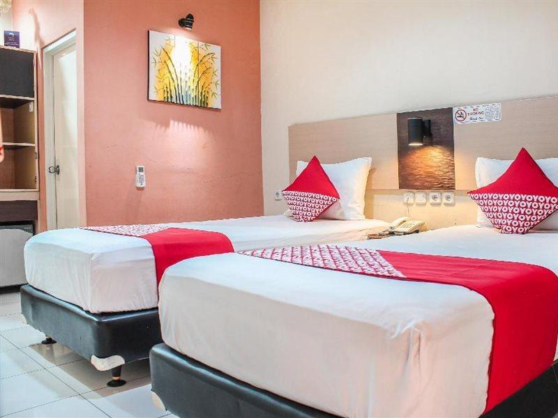 Audah Guesthouse Syariah Redpartner Jakarta Luaran gambar