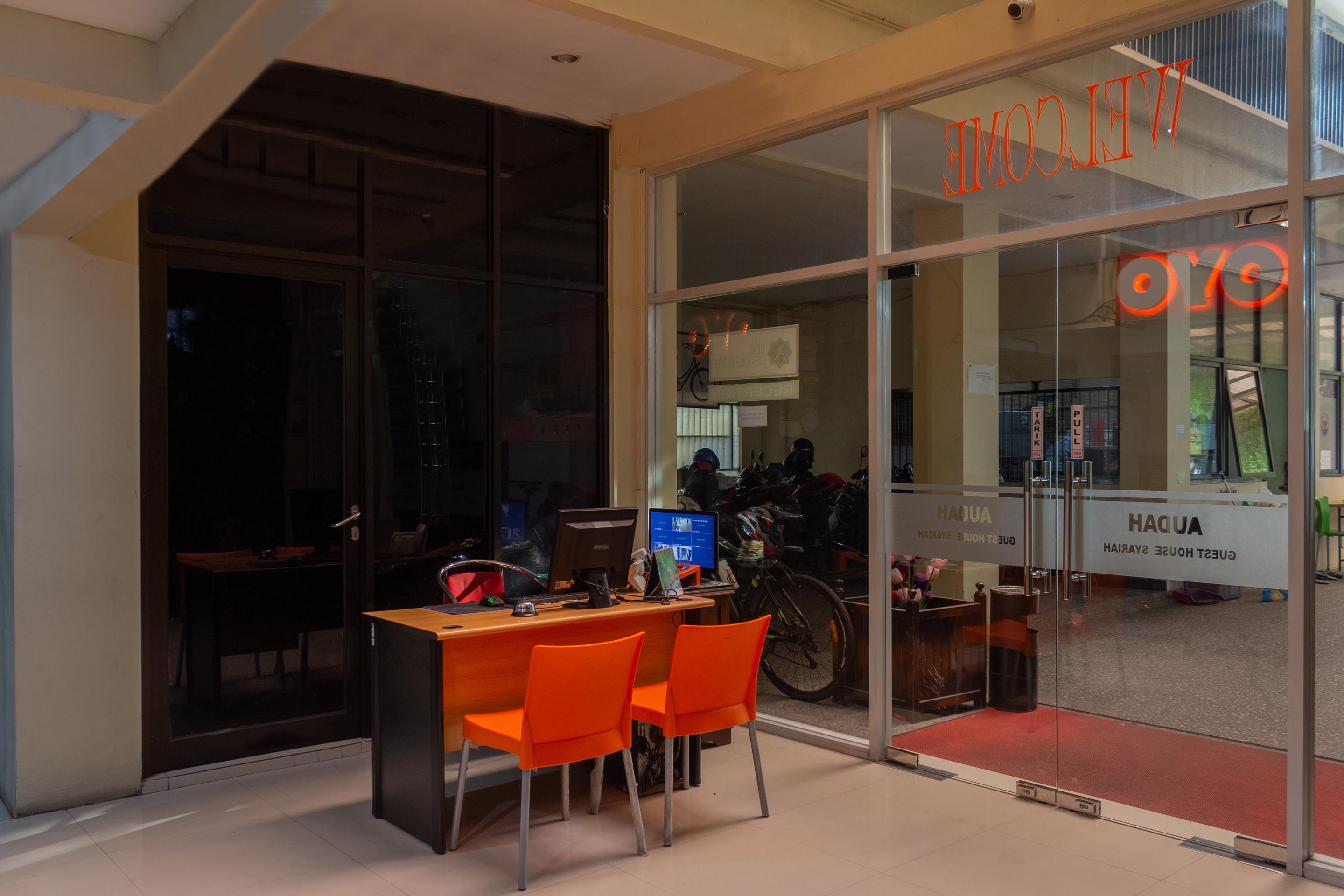 Audah Guesthouse Syariah Redpartner Jakarta Luaran gambar