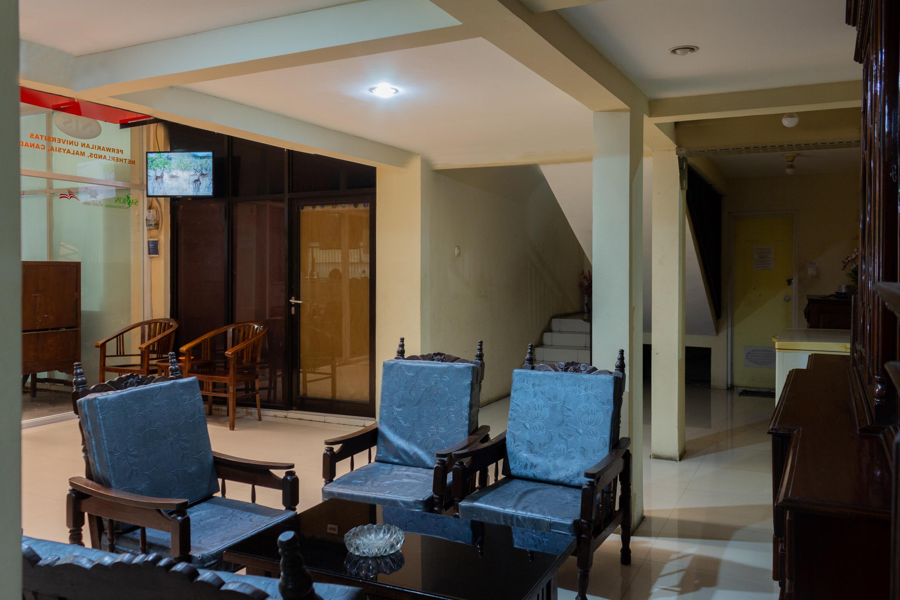 Audah Guesthouse Syariah Redpartner Jakarta Luaran gambar