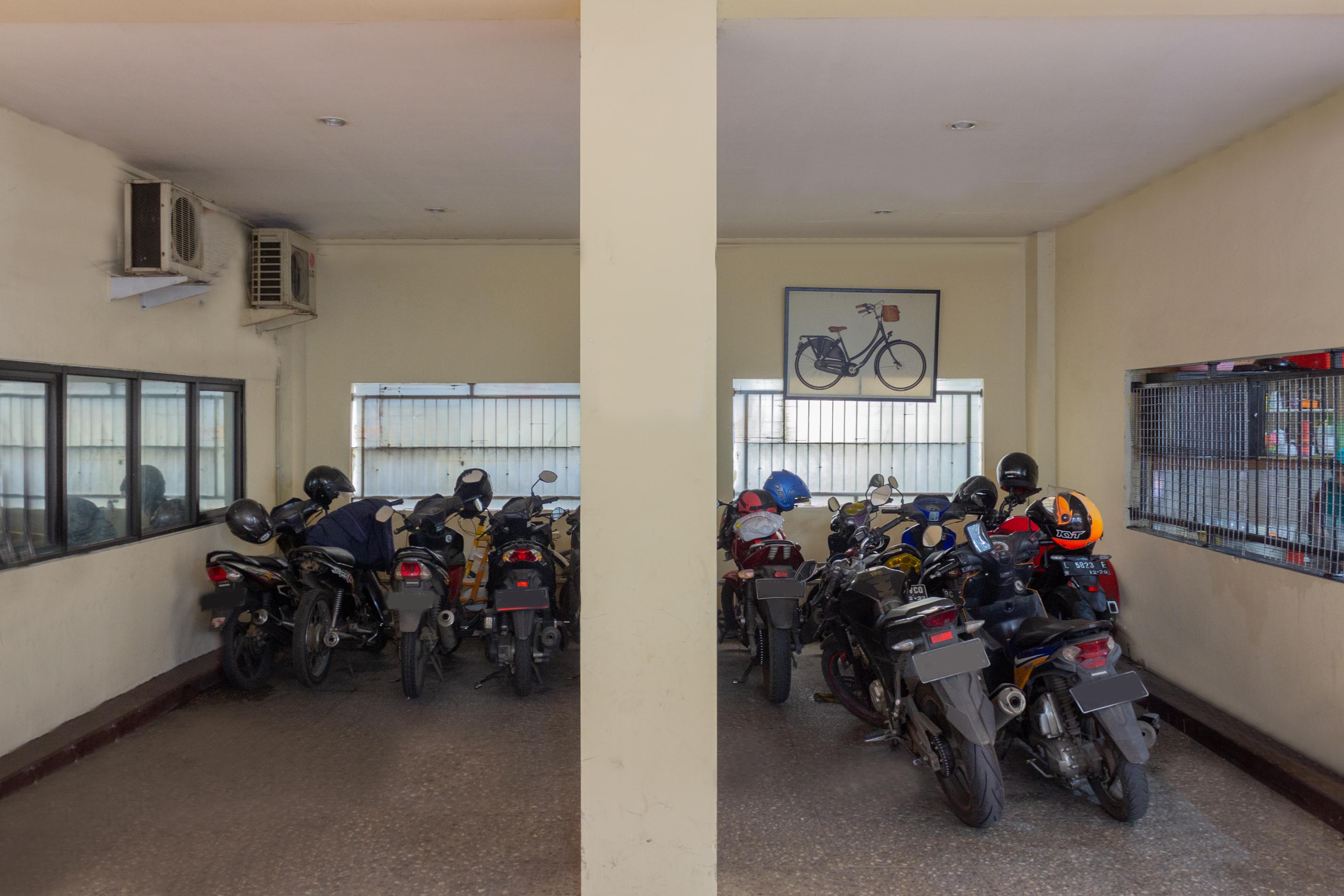 Audah Guesthouse Syariah Redpartner Jakarta Luaran gambar
