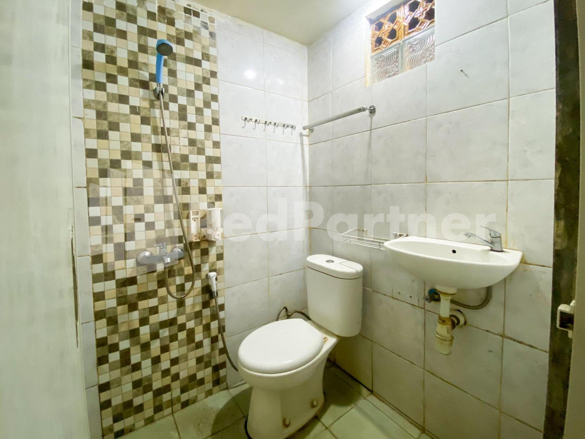 Audah Guesthouse Syariah Redpartner Jakarta Luaran gambar