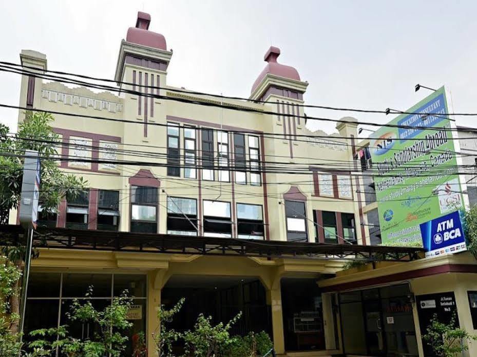 Audah Guesthouse Syariah Redpartner Jakarta Luaran gambar